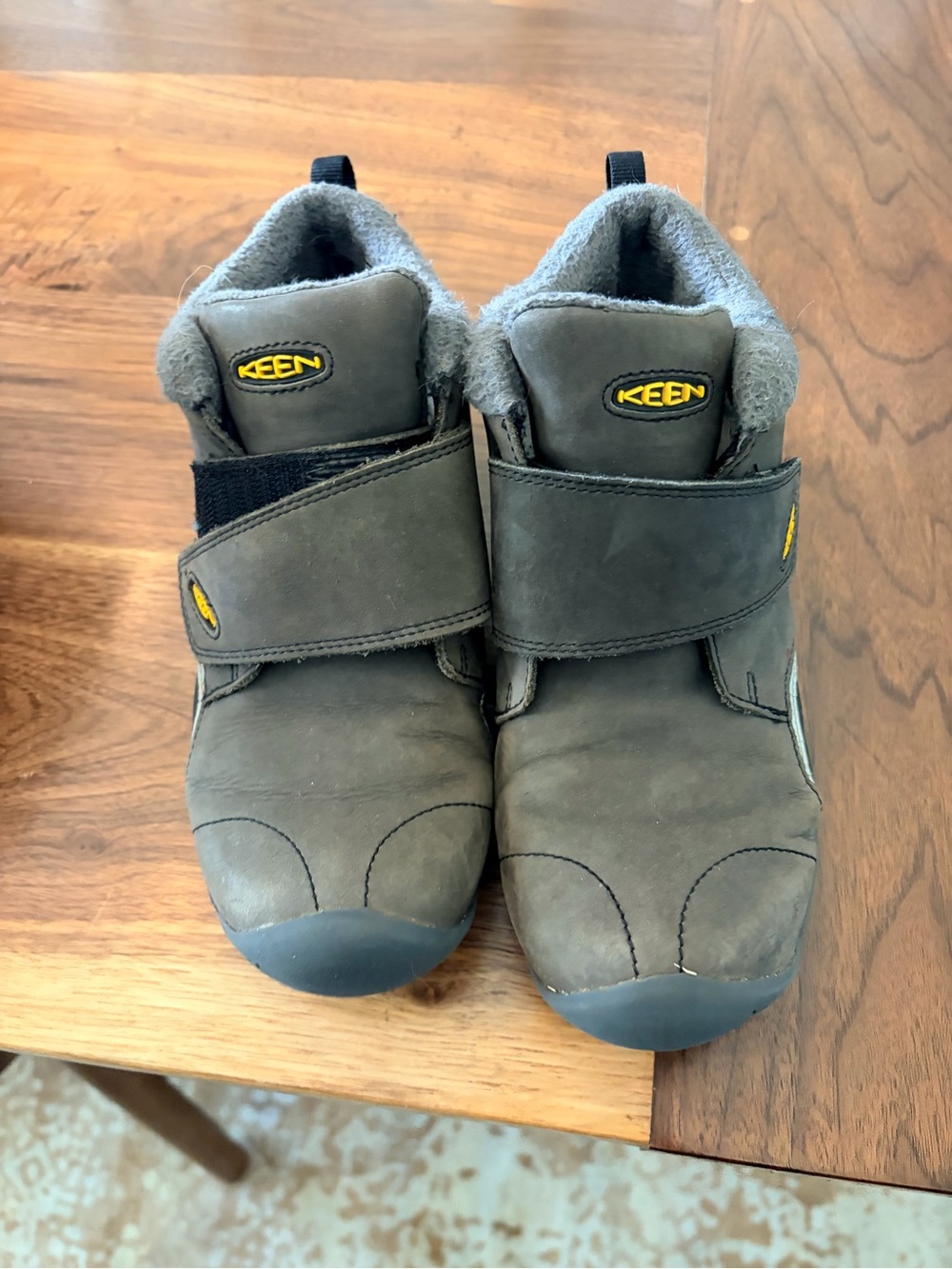 KEEN Kids Gray Brown Ankle Boots with Fleece Collar